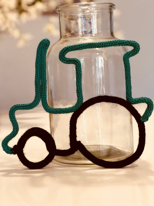 Knitted Transport Decor