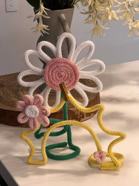 Flower Self-Standing