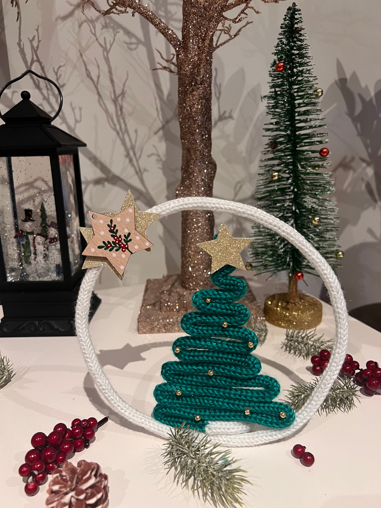 Self - Standing Christmas Scene Set